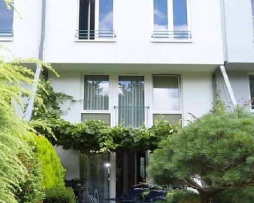 Hausansicht Gartenseite